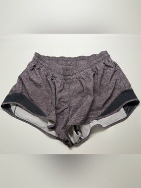 Lululemon Hotty Hot shorts 2.5 inch